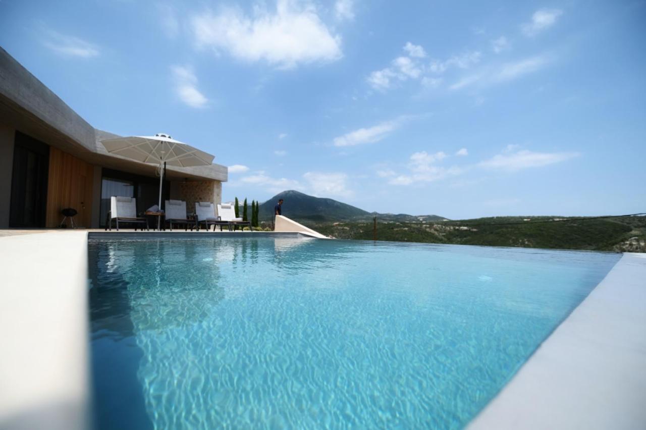 Blooms Of Sivota Bay - Luxury Villas With Private Heated Pool Bagian luar foto