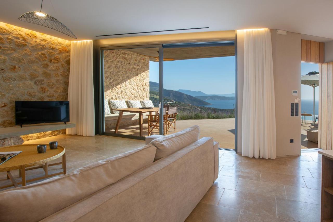 Blooms Of Sivota Bay - Luxury Villas With Private Heated Pool Bagian luar foto