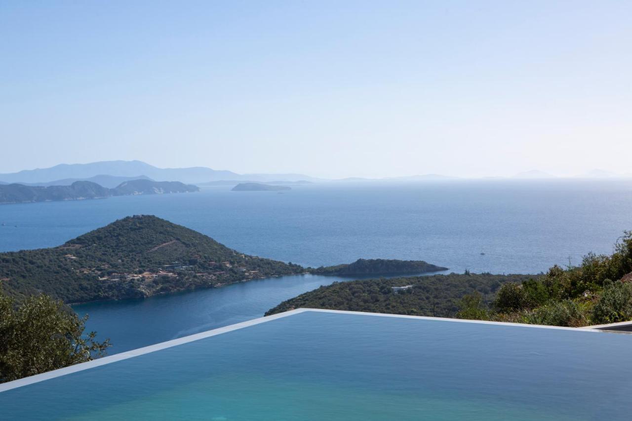 Blooms Of Sivota Bay - Luxury Villas With Private Heated Pool Bagian luar foto