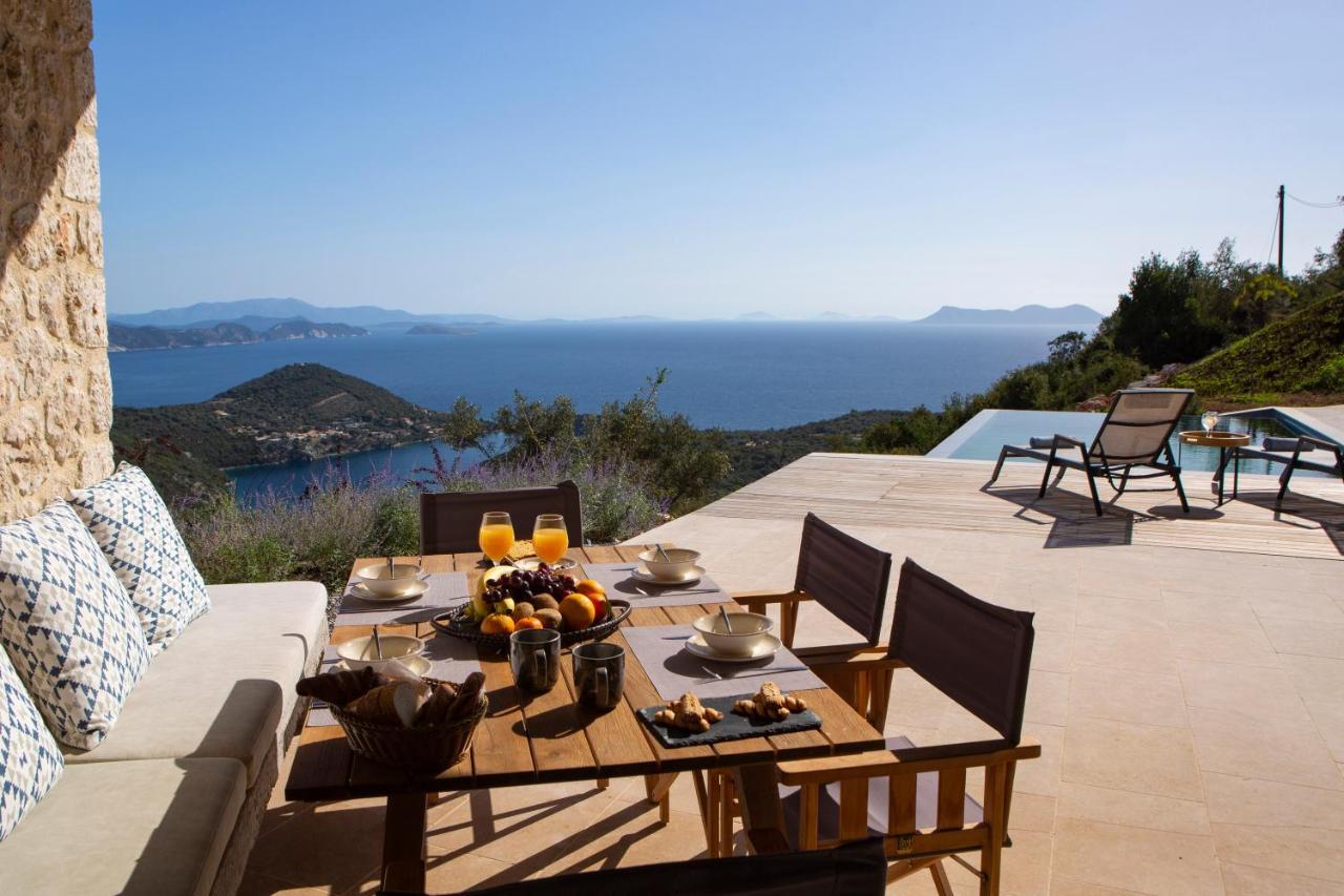 Blooms Of Sivota Bay - Luxury Villas With Private Heated Pool Bagian luar foto