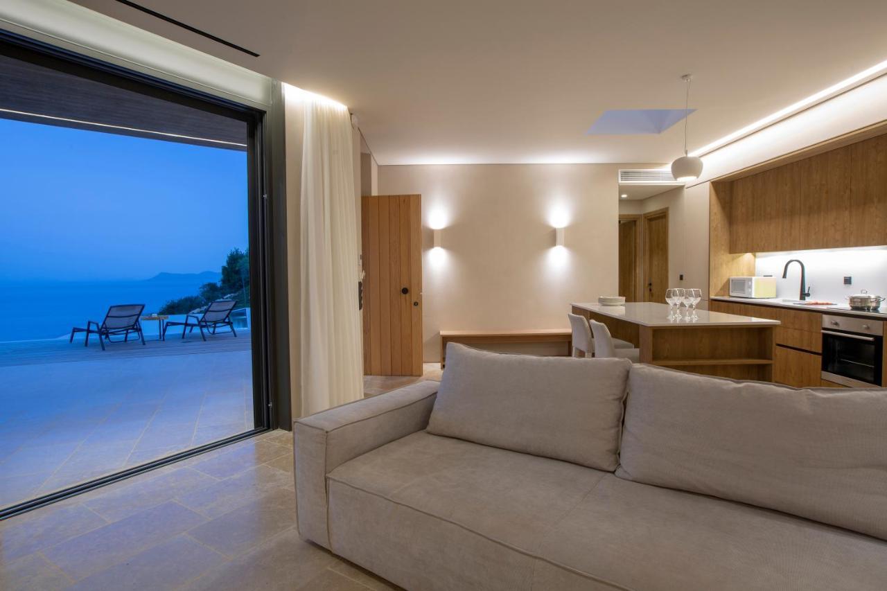 Blooms Of Sivota Bay - Luxury Villas With Private Heated Pool Bagian luar foto