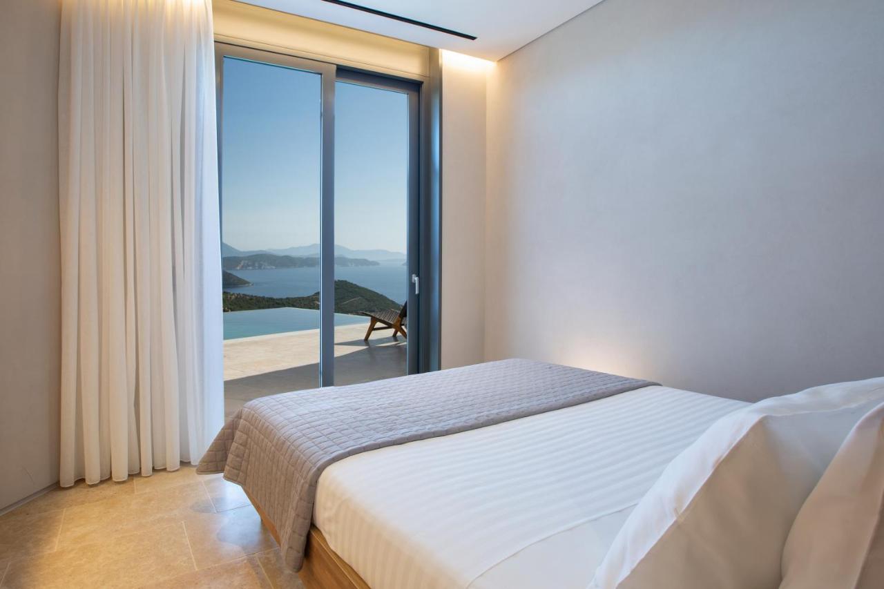 Blooms Of Sivota Bay - Luxury Villas With Private Heated Pool Bagian luar foto