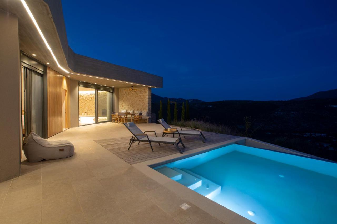 Blooms Of Sivota Bay - Luxury Villas With Private Heated Pool Bagian luar foto